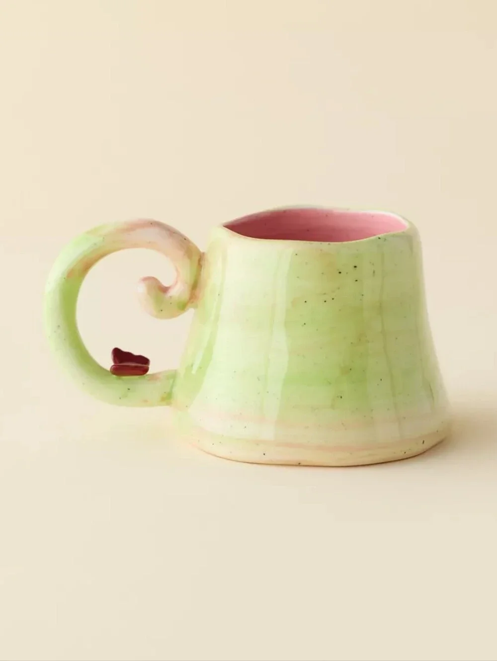 ❣️🪷NET Urban Outfitters Garden Critters Peekaboo Ceramic Mug 🌙